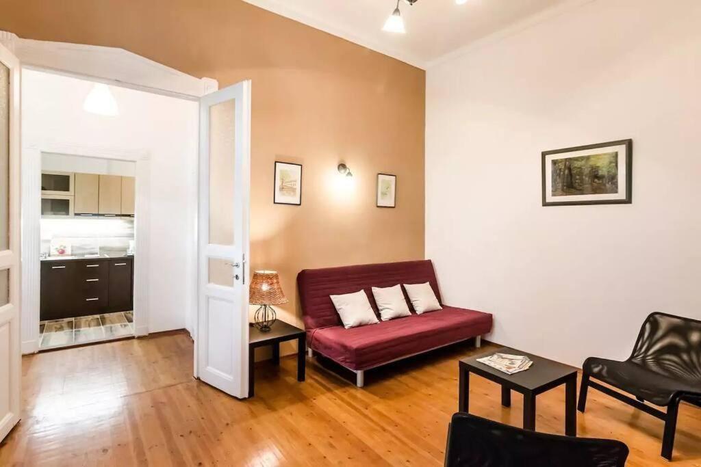 Apartment Quiet Just 10 Minutes From The Center